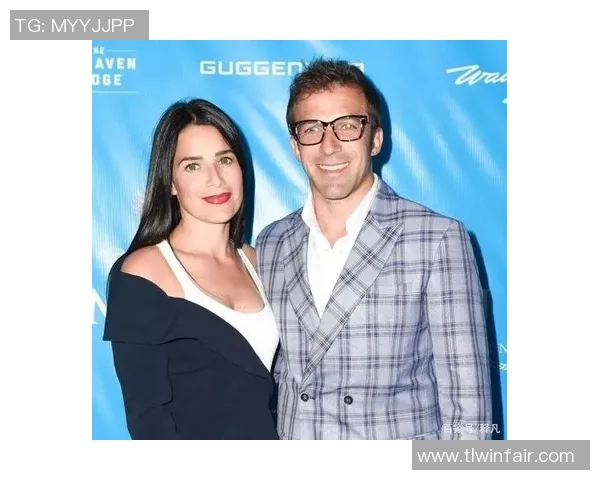 外国足球明星的女友们：她们的魅力与生活揭秘